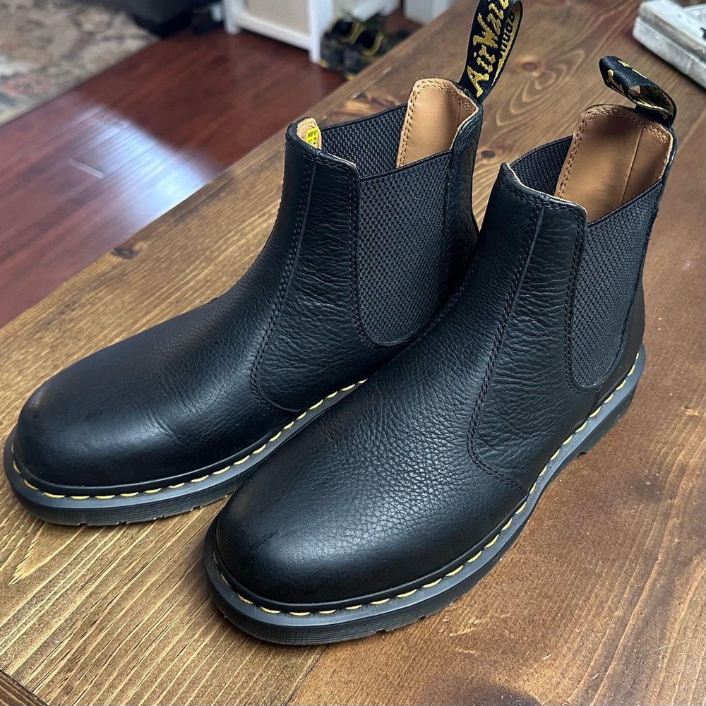 Dr. Martens 2976 Ambassador Leather Chelsea Boots
